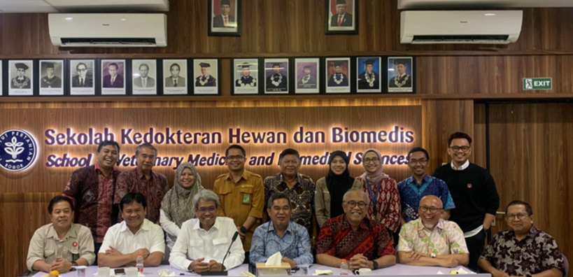 Sekolah Kedokteran Hewan dan Biomedis IPB Terima Delegasi KSDAE KLHK Tinjau Kesiapan Laboratorium Teknologi Reproduksi Berbantu dan Bio-Bank untuk Badak Sumatera